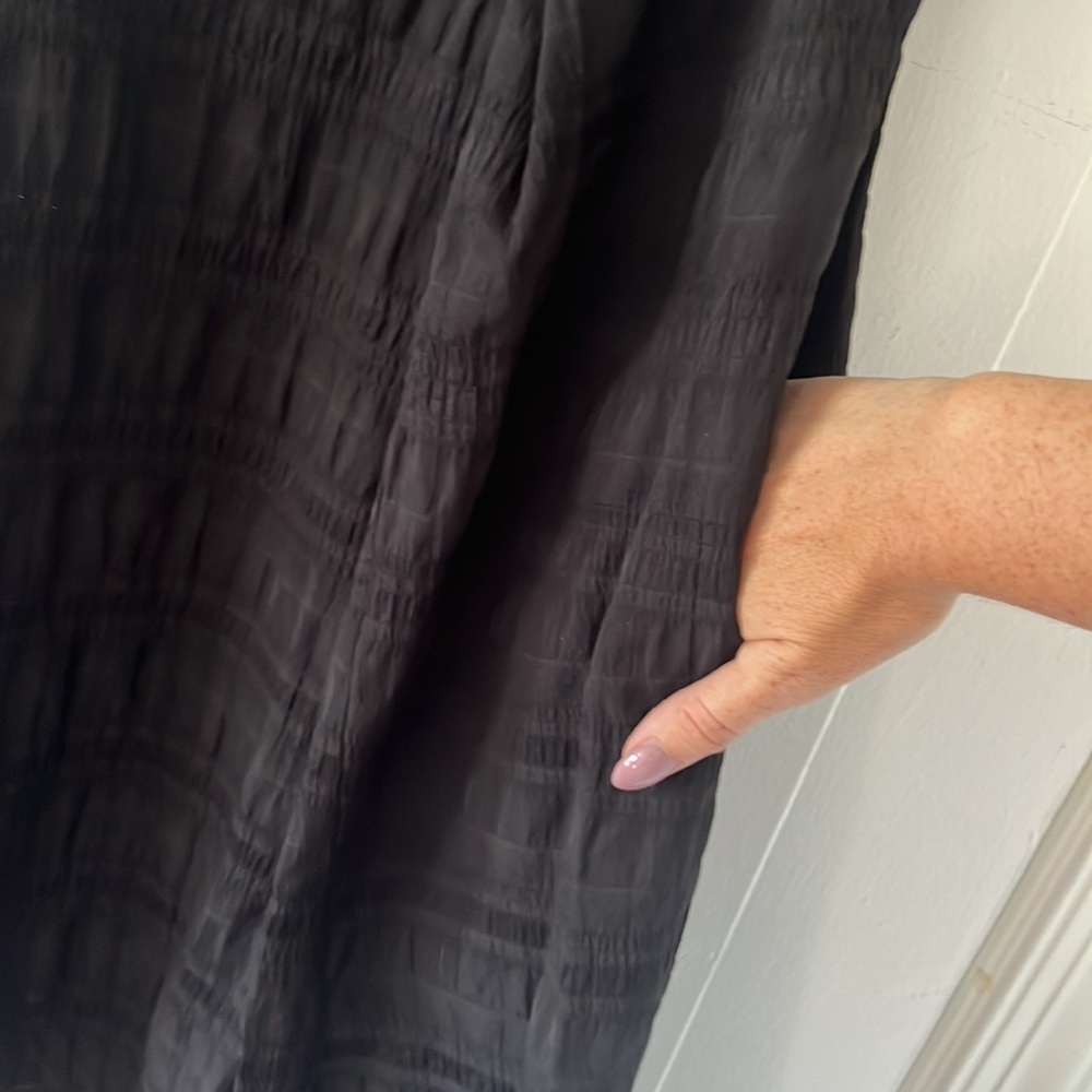 Niche Crinkle Dress - Picture 8 of 8